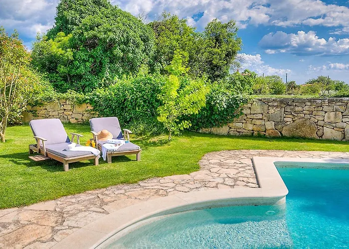 Orah Vikendica Vosteni