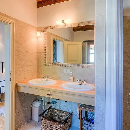 Orah Holiday home